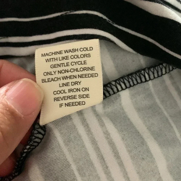 NO Comment NY•LA women's striped black and white dress size large - Picture 5 of 5